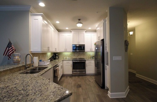 Whitney Beach Condo | 3BR Condo Near Anna Maria Island Beaches on Palma Sola Bay - Tropic Treasures