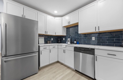 West End House | 3BR Downstairs Unit in BeltLine & Lee+White - Near Stadium Duplex