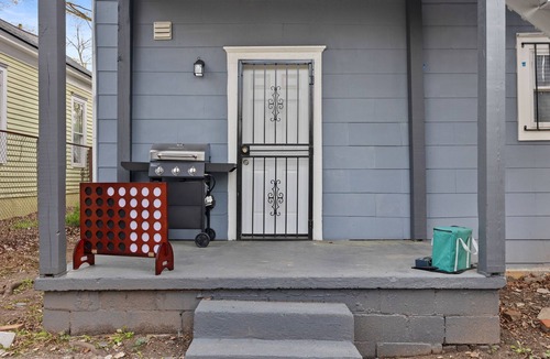 West End House | 3BR Downstairs Unit in BeltLine & Lee+White - Near Stadium Duplex