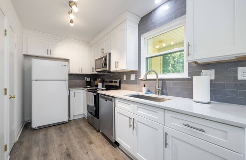 Matthews House | 3BR Matthews Home | EV Charger | Pet-Friendly