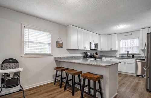 Douglasville House | 3BR Peach Ranch Stay - Work Desk - Pet Friendly!