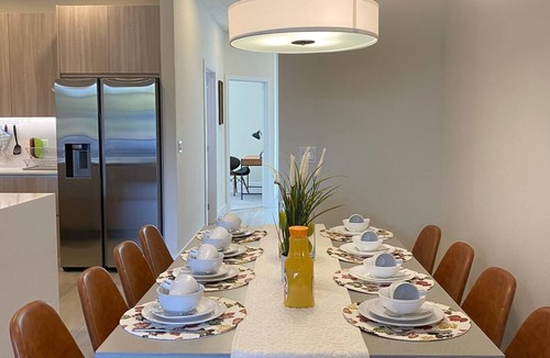 Silver Creek House | 3BR Pool Home + Bonus Lounge w/Daybed WiFi Sleeps 10