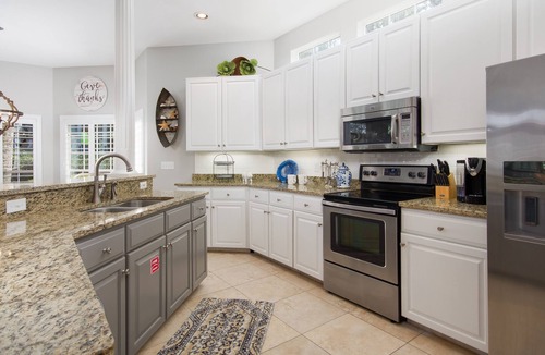 Sandestin Condo | 3BR Poolside Villa w/6-Seat GOLF CART! Screened Porch, Near Beach, Pool, Tram