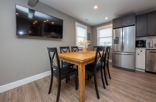 North End Apartment | 3BR - Walk to Beach + Boardwalk | Near Downtown OC