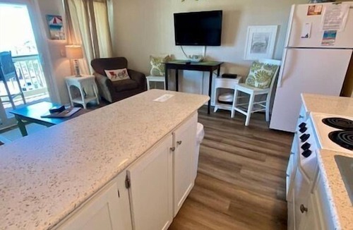 Isle of Palms Condo | 3rd Floor Oceanfront Condo! Breathtaking Ocean Views, Community Pool & Pier!