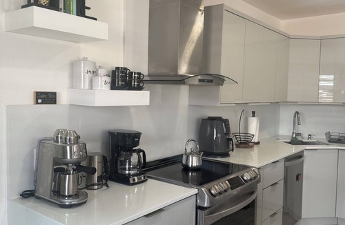 Boulevard Heights House | 4/2 Hollywood Retreat with Beautiful Pool - Minutes to Casino & Beach