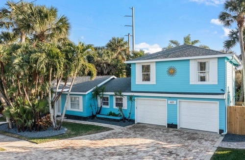 Melbourne Beach House | 4/4 Home w/Pool & Hot Tub – Steps from the Beach!