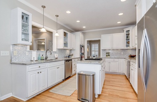 Evans House | 4/5 bedroom Masters rental. 1