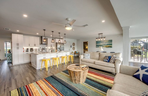 Caloosahatchee House | 4 Bdrm, Bright and Spacious! 21 reviews,Villa 20