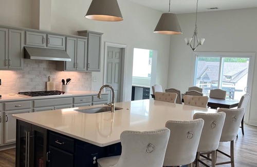 West Union House | 4 bdrm house on Lake Keowee