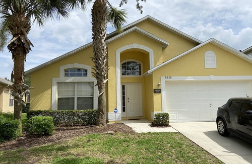 West Kissimmee House | 4 bed pool home on gated community Emerald Island Resort only minutes from Disney