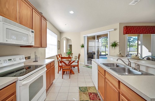 Trafalgar Village Villa | 4 Bedroom 3 Bath Pool Home Close To Disney 4972