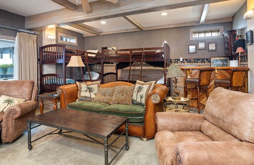 Saint Simons Island Condo | 4 bedroom, 4 bath with theater room, pool, best ocean views on the island.