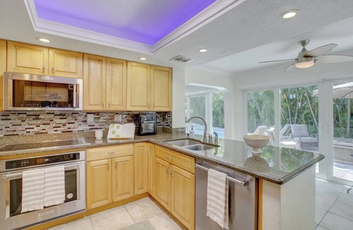 Pompano Beach House | 4 bedroom, 4 bath home with heated pool. Close walk to the private beach.