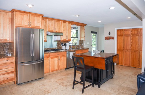 Everglades City House | 4-bedroom house with pool steps from the dock!