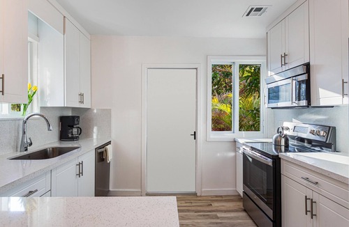 Liberty City Villa | 4 Bedroom Luxury Villa 5 minutes from Wynwood