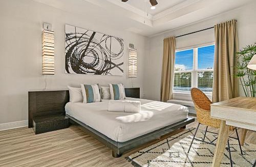 Port St. Joe House | 4 Bedroom Sleeps 10 Beach Resort pool, Golf Cart included! Sunsets