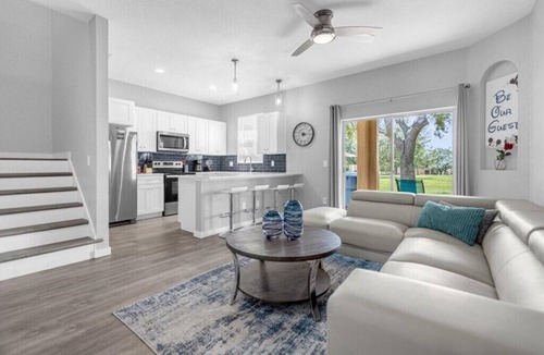 Regal Palms House | 4 Bedrooms/3 Bathrooms/Regal Palms (331 MA)
