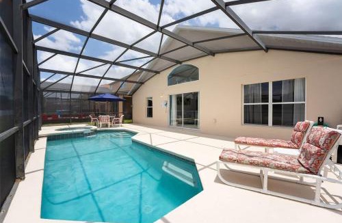 Seasons House | 4 BR No carpet Just Remodeled Unit SR1205