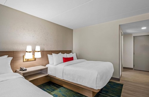 Statesville Hotel | 4 Group-Friendly Affordable Units | 2 Miles to Statesville Historic District