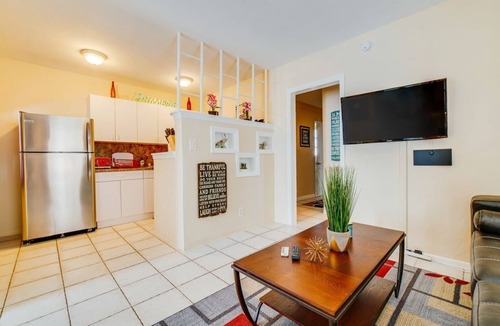 Edgewood Apartment | #4 Heated Pool, Large Yard, 2BR+sunroom/office