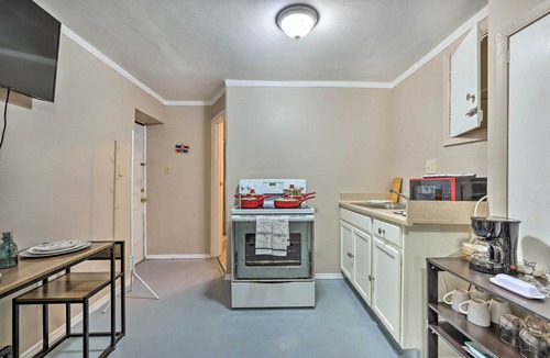 Bayonet Point Apartment | 4 Mi to Beaches: Cozy Studio in Port Richey!
