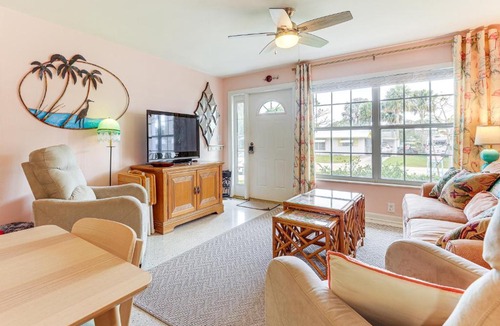 Stuart House | 4 Mi to Beaches: Vibrant Stuart Villa w/Patio!
