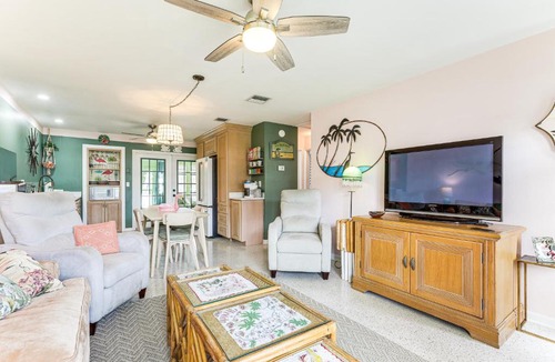 Stuart House | 4 Mi to Beaches: Vibrant Stuart Villa w/Patio!