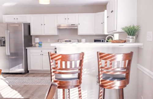 Port Royal House | 4 mi. to Beaufort Waterfront and Parris Island 🇺🇸- 🧲 Pit - Porch w/Grill