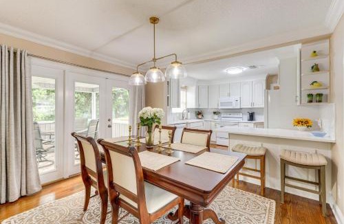 Sans Souci House | 4 Mi to EverBank Stadium Family-Friendly Home!