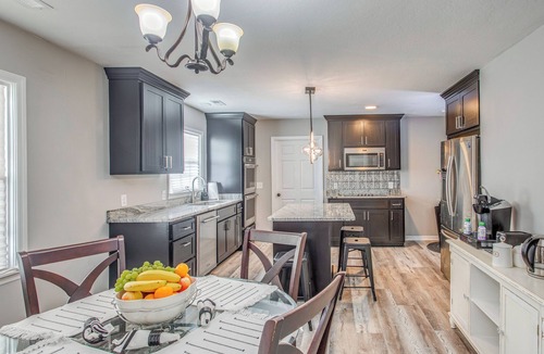 Loris House | 4 Mi to Loris Nature Park: Family Home w/Yard