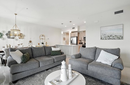Beachwalk Isles Condo | 4 Miles to Fort Myers Beach and Margaritaville