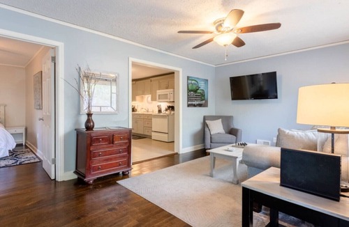 Rosewood House | 4 miles USC/Ft Jackson -The Nest