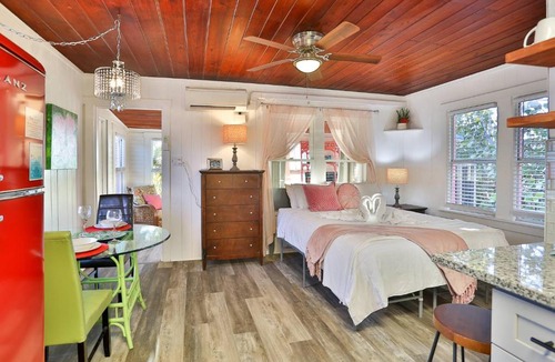 Treasure Island House | 4 - Seahorse Cottages