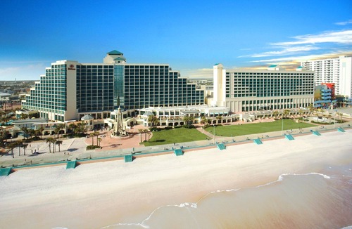 Brush - Stewarts Apartment | 4 Units Close to Daytona Beach, Pet-friendly, Onsite Swimming Pool!