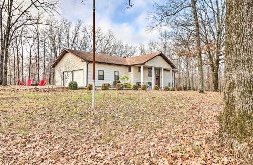 Poplar Bluff House | 40-Acre Poplar Bluff Nature Lovers Paradise!