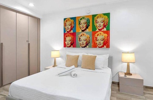 South of Fifth Apartment | 40 m² Apartment ∙ 1 bedroom ∙ 3 guests