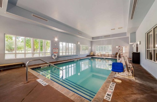 Miami Springs Hotel | 40 m² Hotel ∙ 127 guests