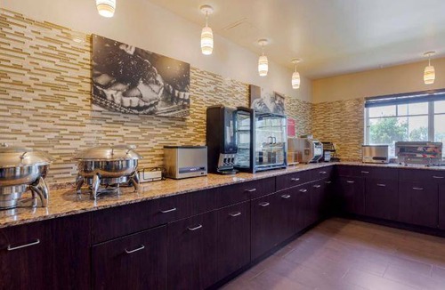 Miami Springs Hotel | 40 m² Hotel ∙ 127 guests
