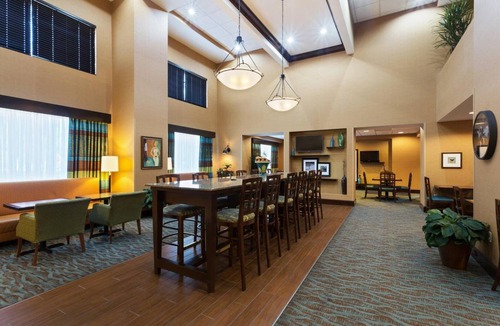 Leesburg Hotel | 400 m² Hotel ∙ 127 guests