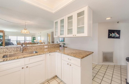 Madeira Beach House | 401 Arie Dam Condos