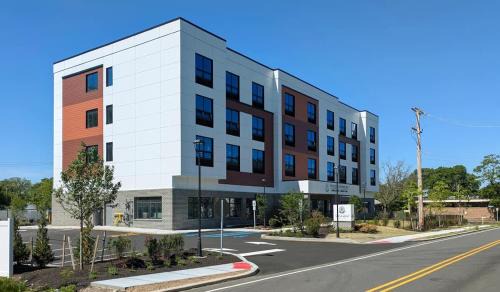 Morgan Apartment | 402 Modern Brand New Studio Apartment