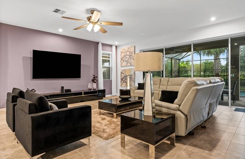 Bay Lake House | 405 m² House ∙ 9 bedrooms ∙ 20 guests