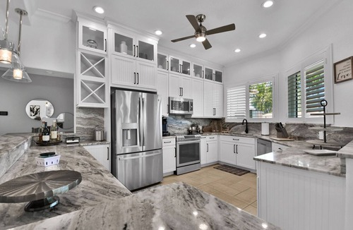 Lighthouse Point House | 4110 Managed By Brampton Park