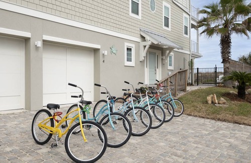 St. Augustine Beach House | 414 m² House ∙ 5 bedrooms ∙ 15 guests