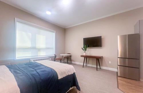 Morgan Apartment | 414 Modern Brand New Studio Apartment