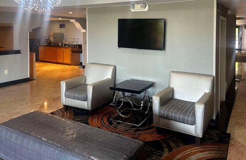 Orange Park Hotel | 42 m² Hotel ∙ 127 guests