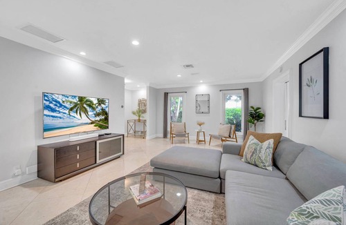 Harbor Beach House | 423 m² House ∙ 6 bedrooms ∙ 16 guests