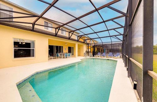 Highgate Park Villa | #447-Beautiful, spacious villa with sunny private pool, overlooking conservation land