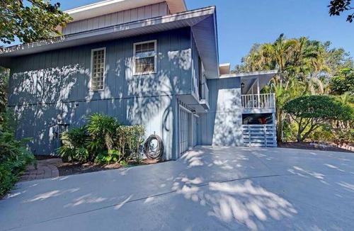 Bay Isle House | 465 m² House ∙ 4 bedrooms ∙ 10 guests
